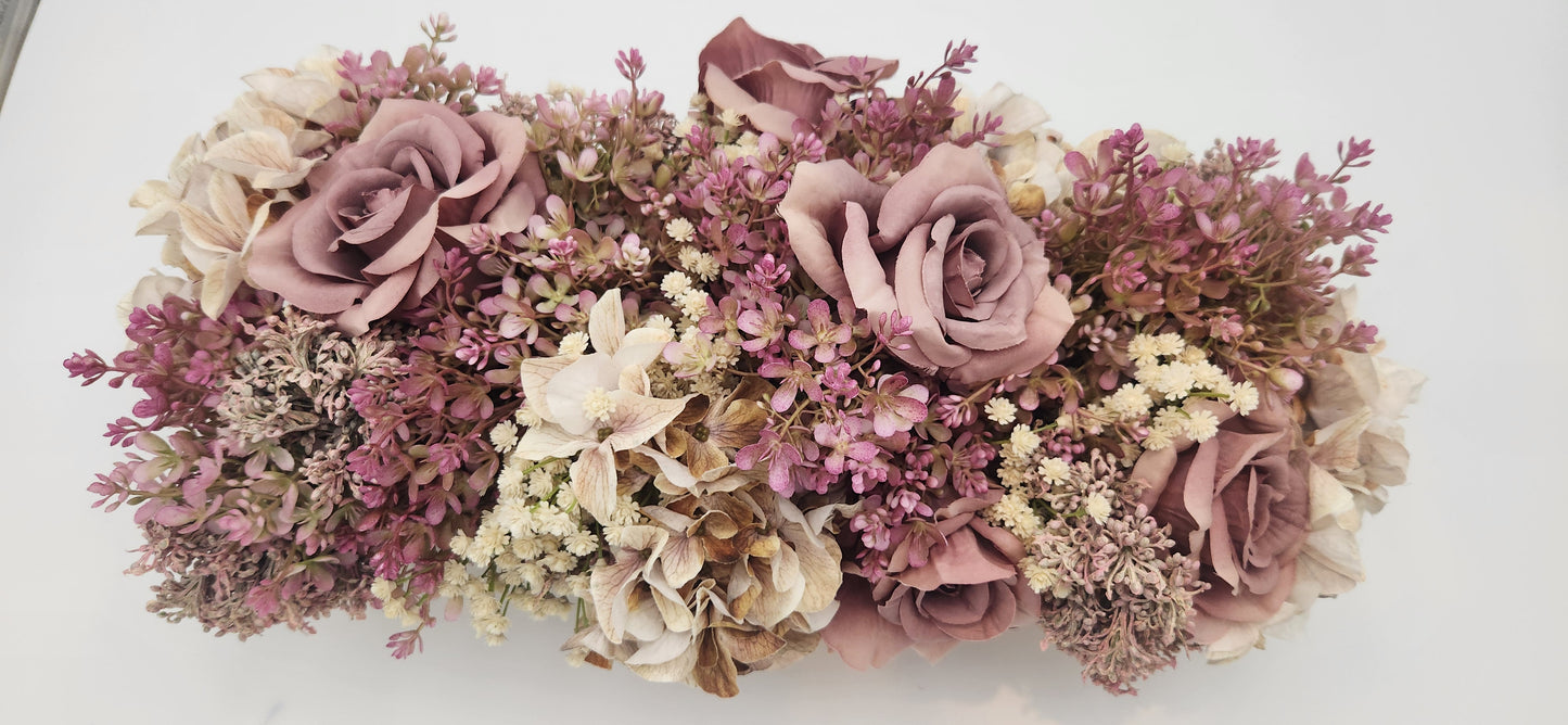 MAUVE MARBLE WILD ROSE ARRANGEMENT